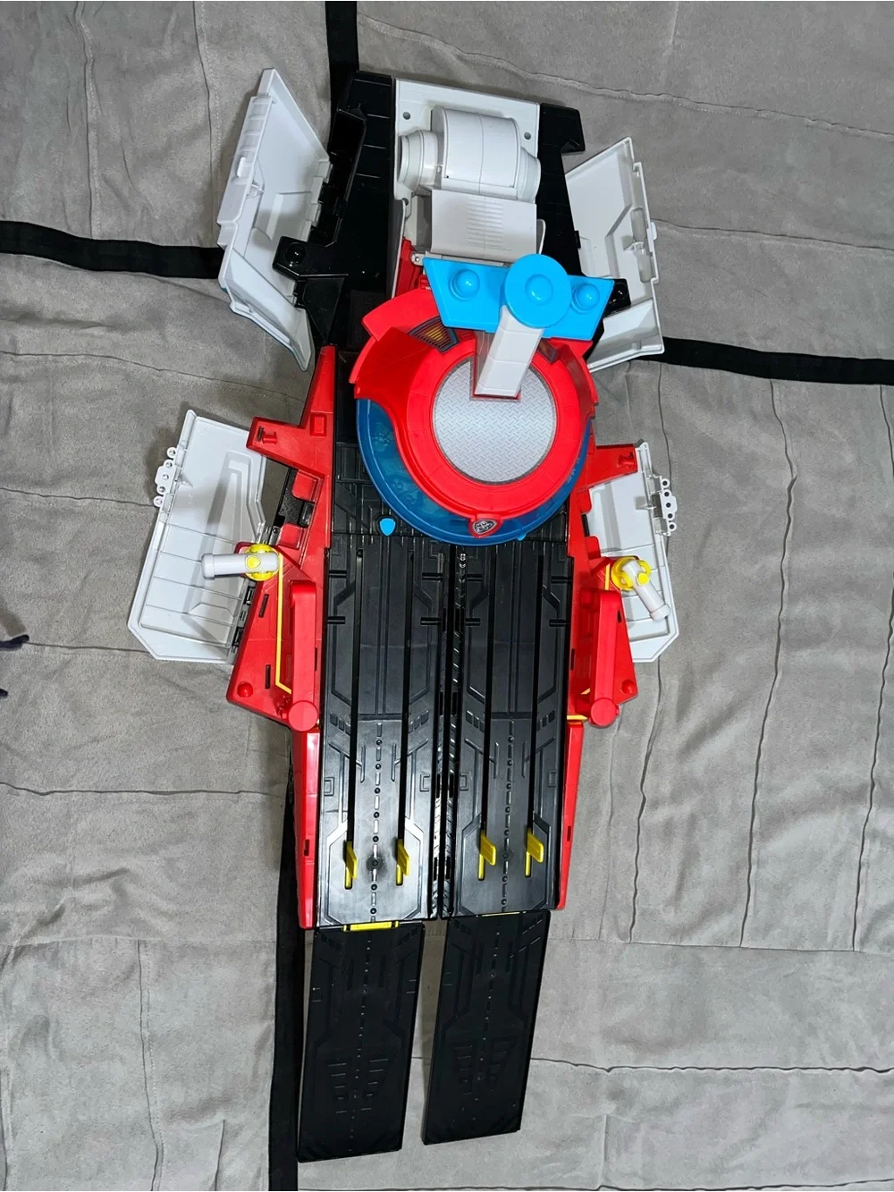 PAW Patrol The Mighty Movie Aircraft Carrier HQ - EXCELLENT CONDITION